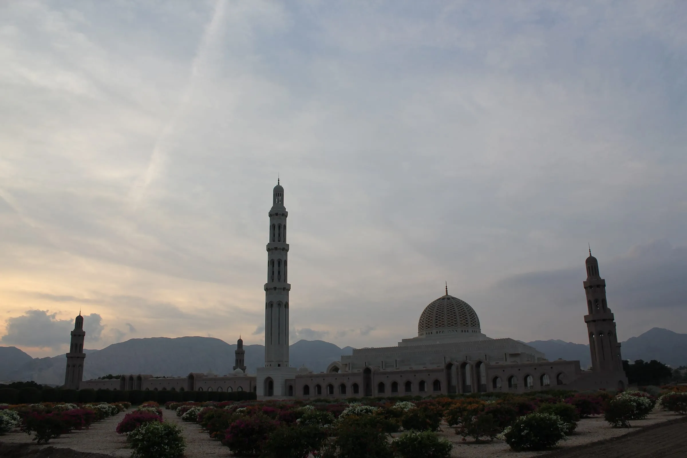 جامع السلطان قابوس الأكبر، مسقط